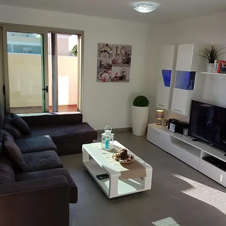 Calima Villa *